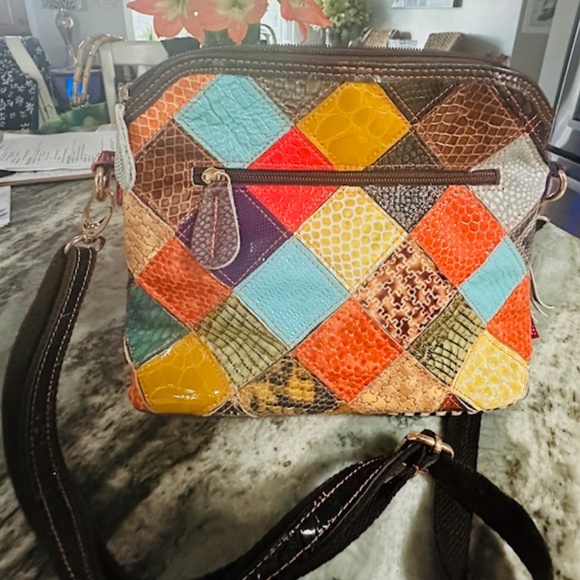 Non Branded Color Flower/Circle Patterned Crossbody Purse - NEW! - Picture 14 of 16